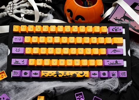 Witchy keycaps